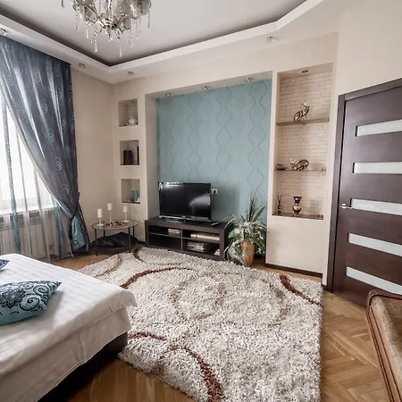 Hotel Royal *